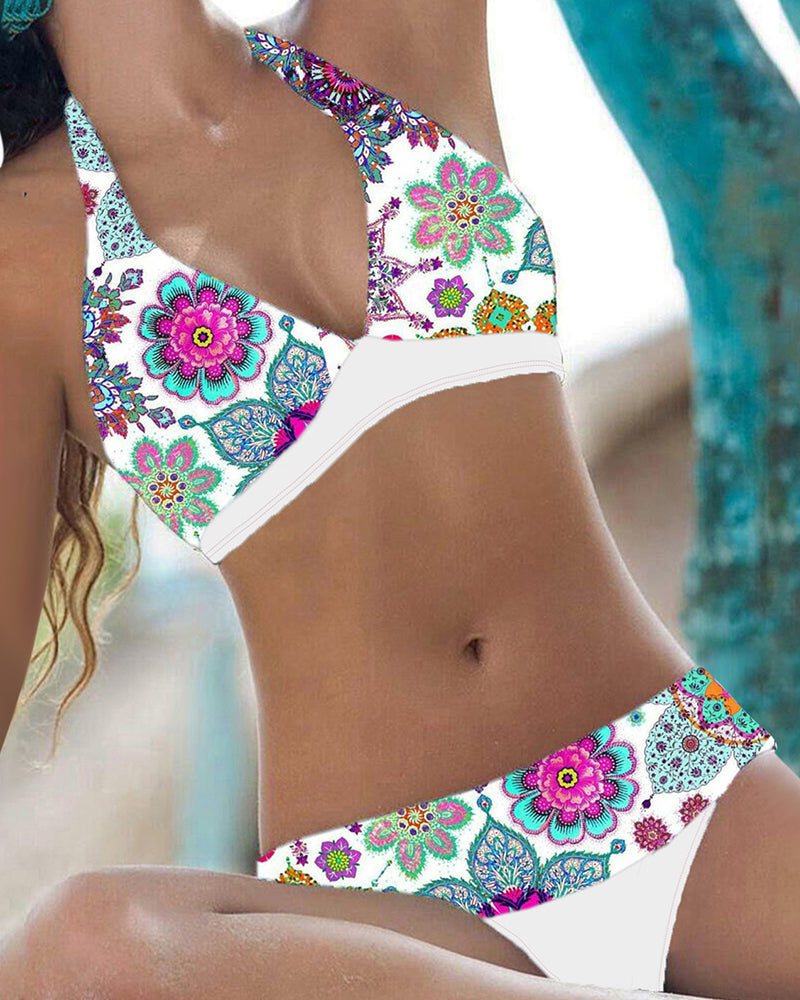 Victoria™ | Floral Pattern Bikini Set