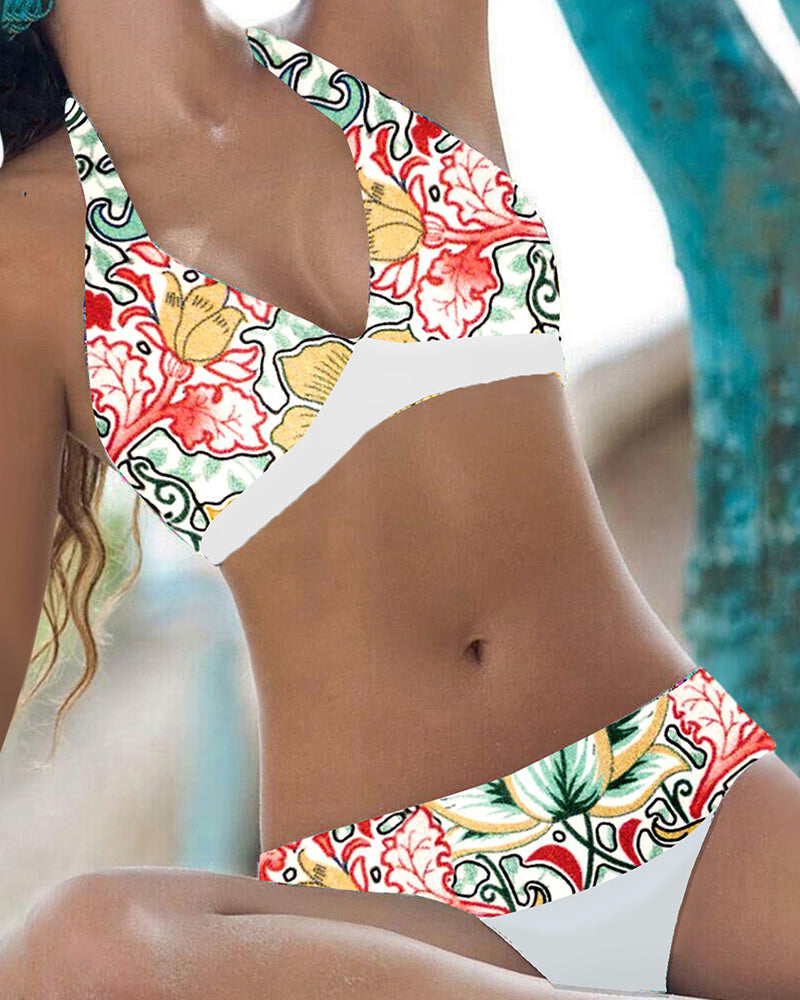 Victoria™ | Floral Pattern Bikini Set