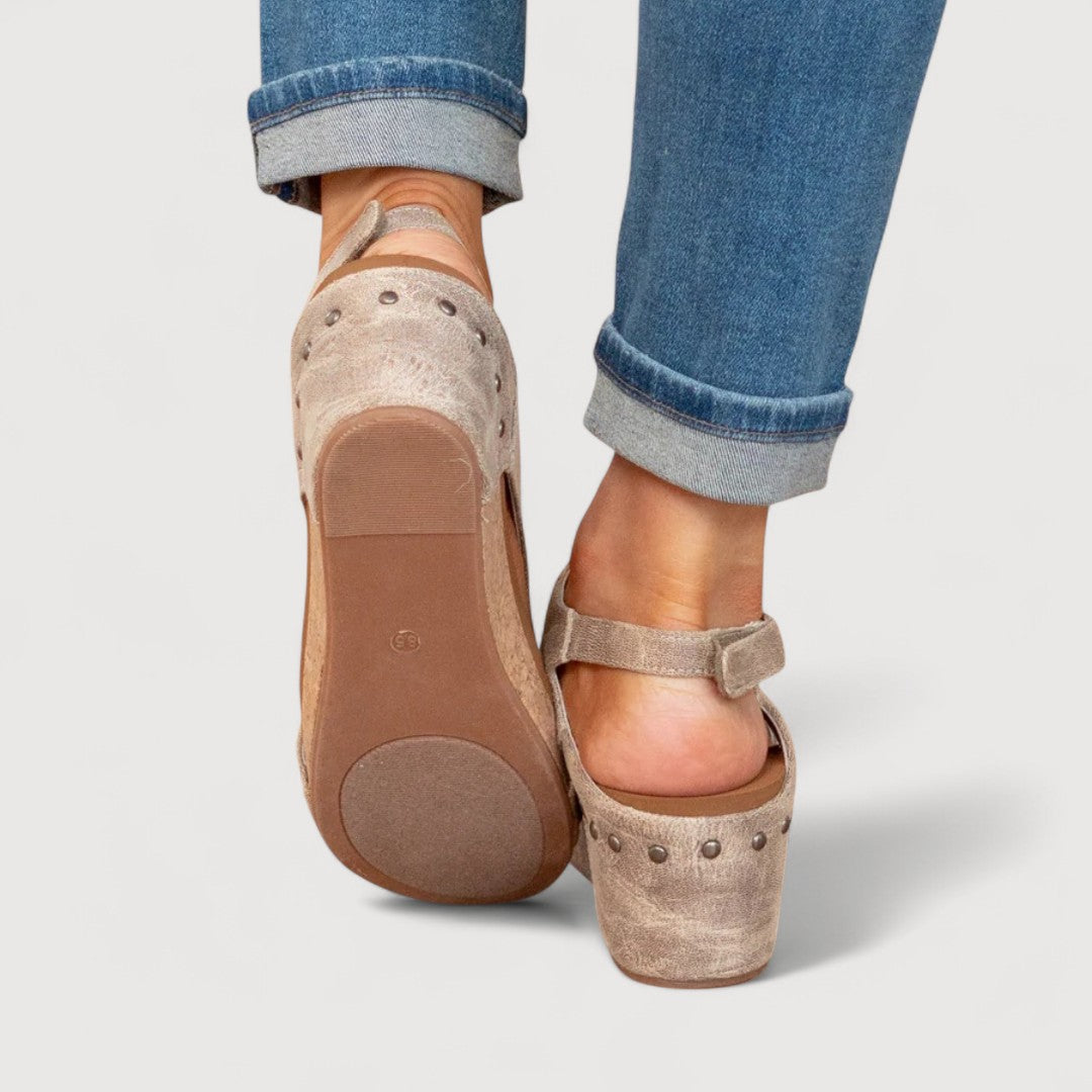 ADELINA | SANDALI CON CUNEA