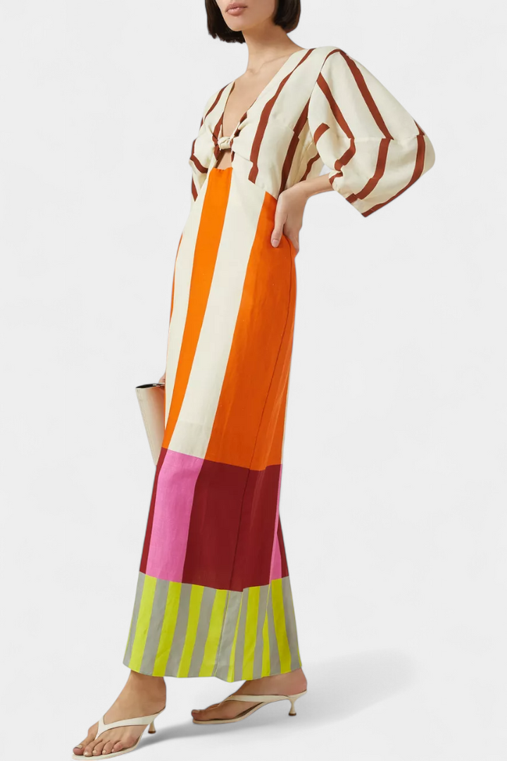 Vestito Alison Morbido con Scollatura Frontale e Maniche Voluminose