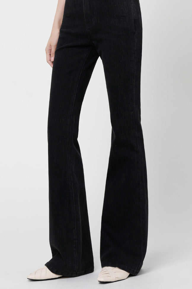 Sofia™ | Slim Flare Neri Jeans