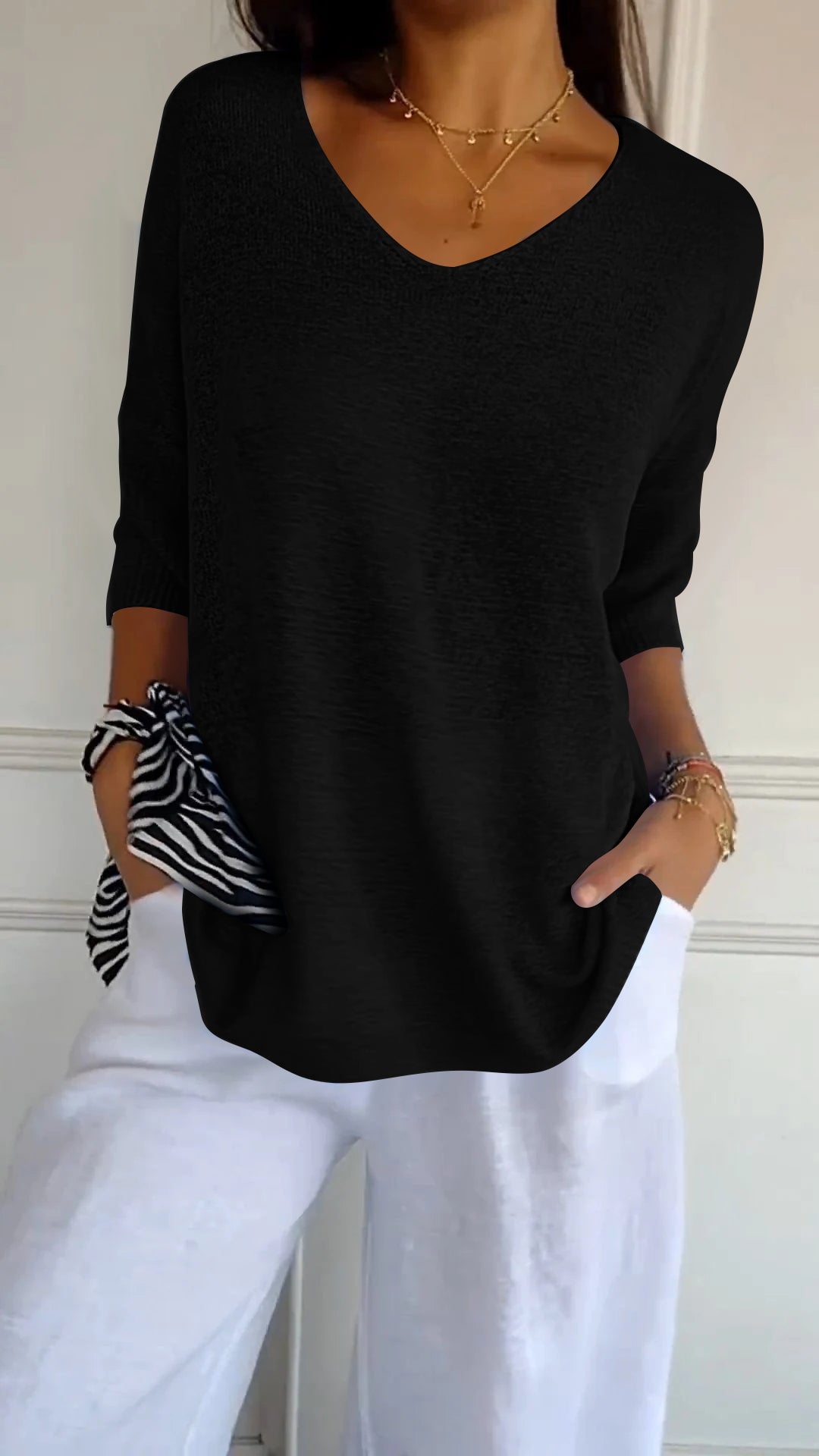 Anna - Oversized Shirt with V-Neck