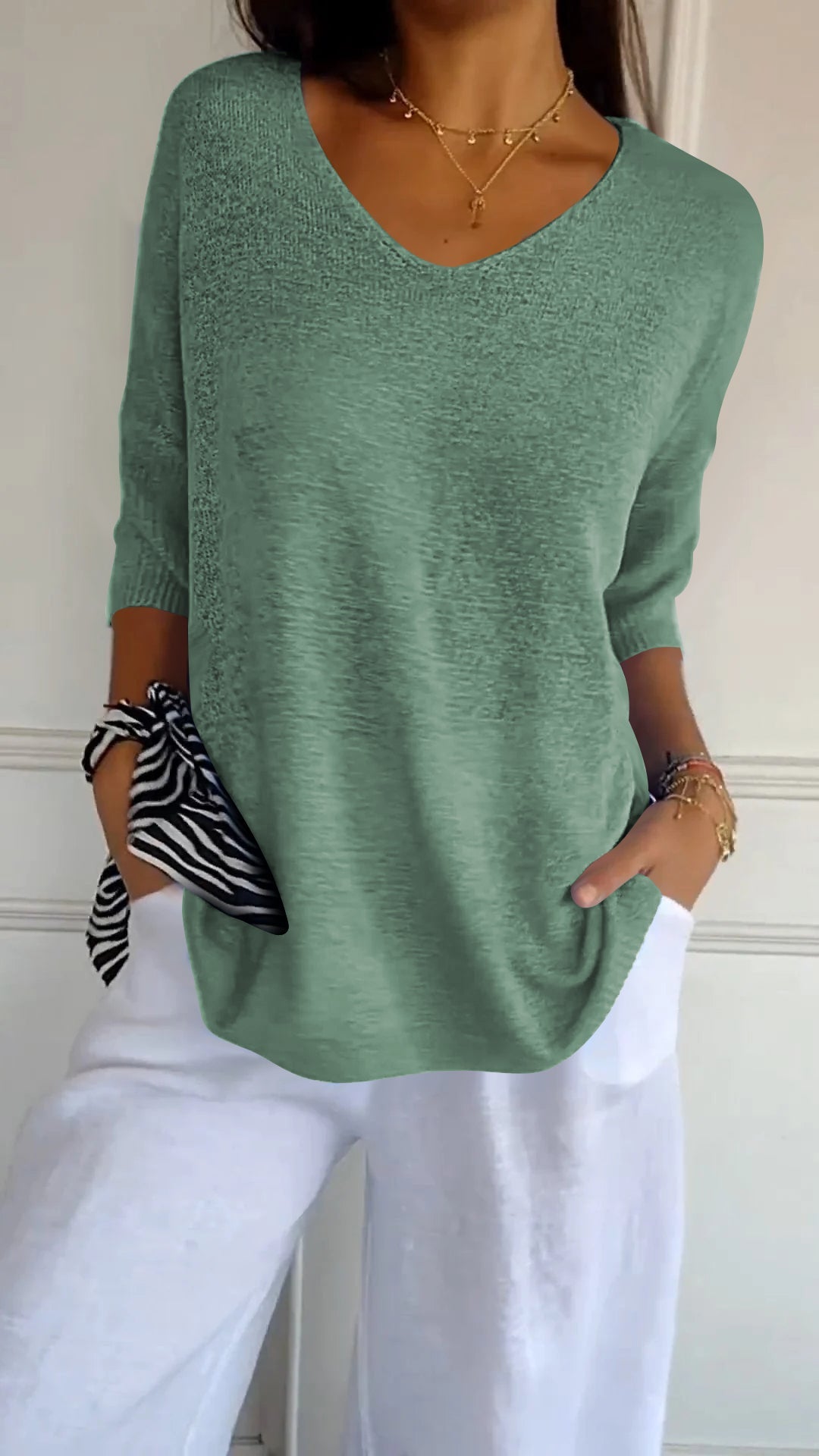 Anna - Oversized Shirt with V-Neck