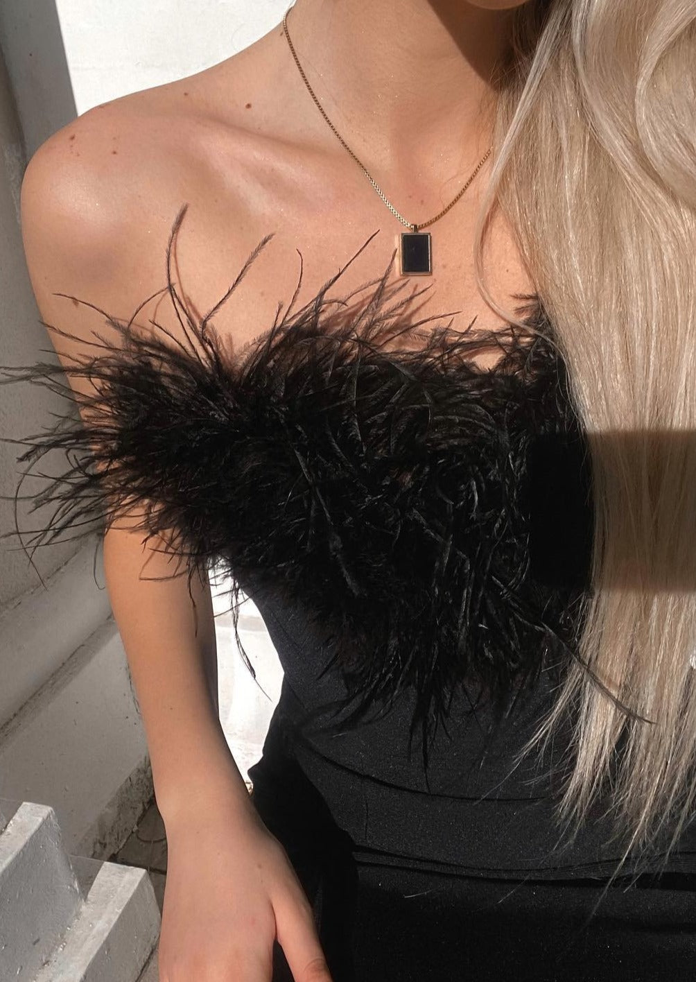 Anastasia | Abito di Piume Lussuoso