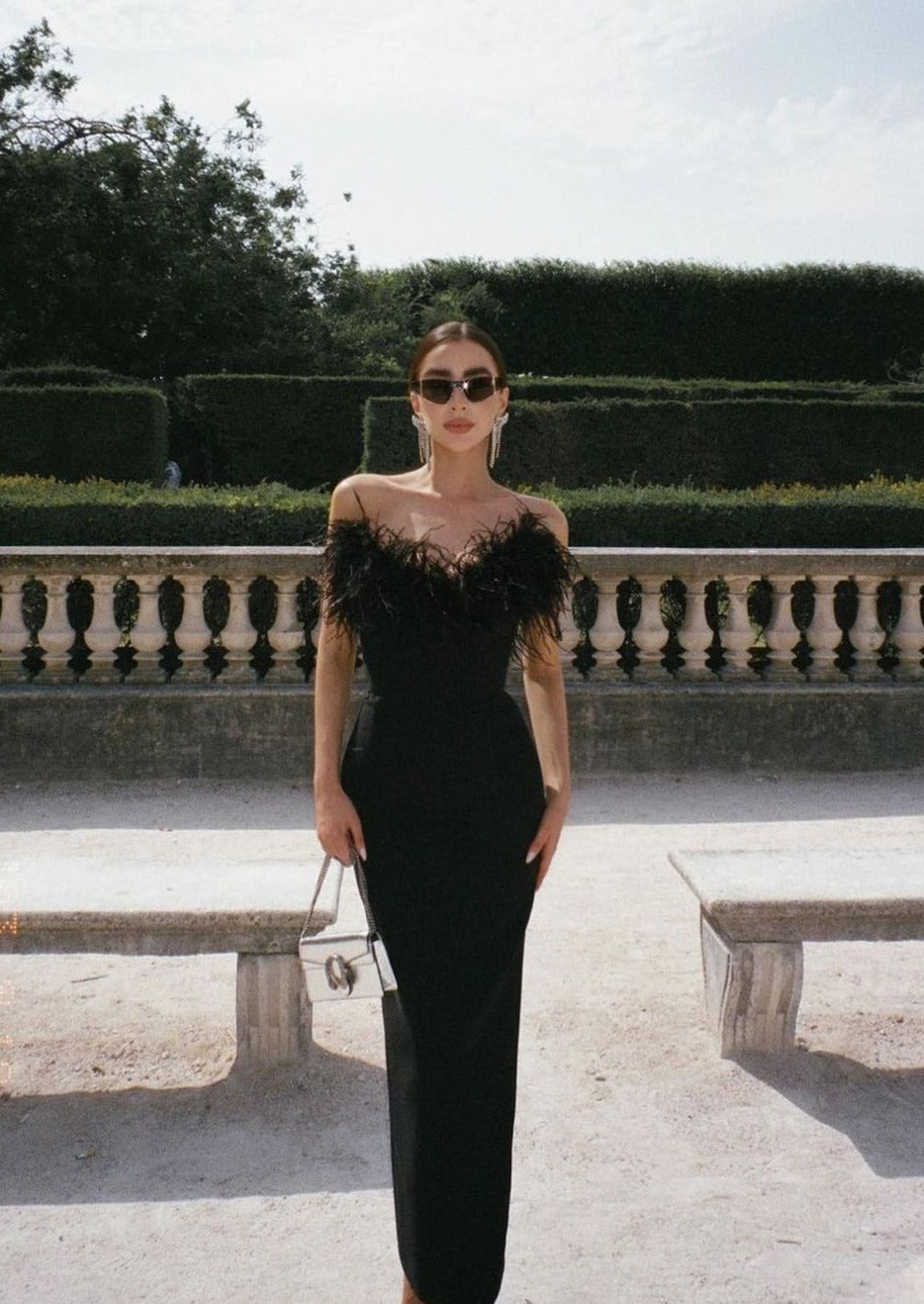 Anastasia | Abito di Piume Lussuoso