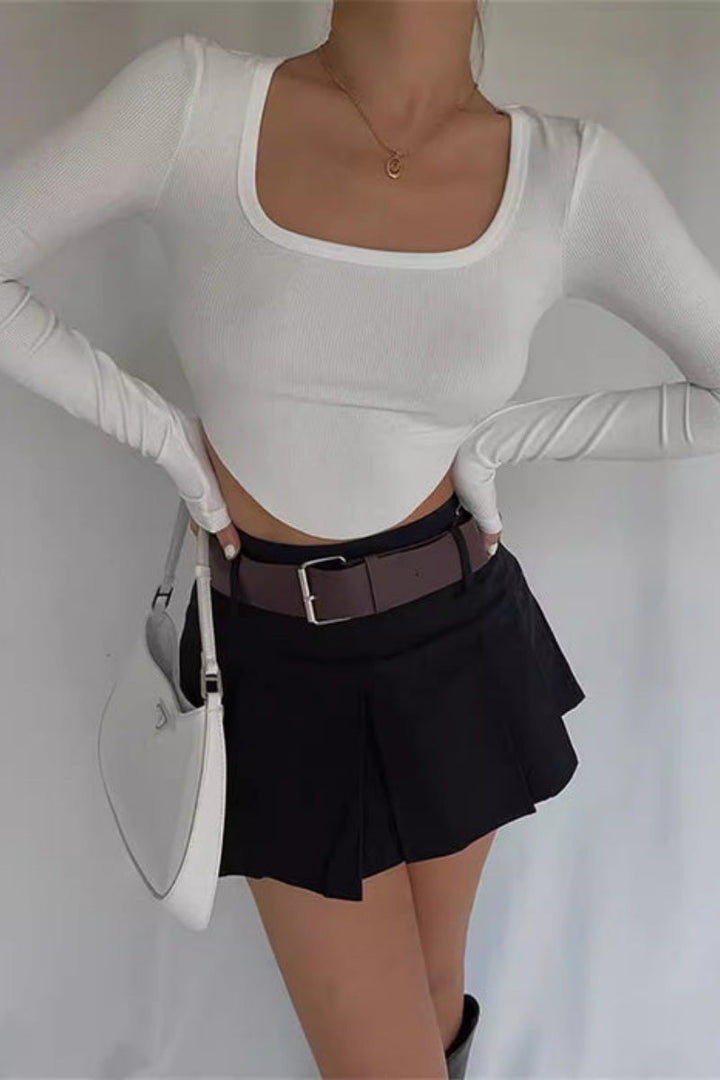 Sofia™ | Maglietta a maniche lunghe con scollo quadrato e orlo irregolare