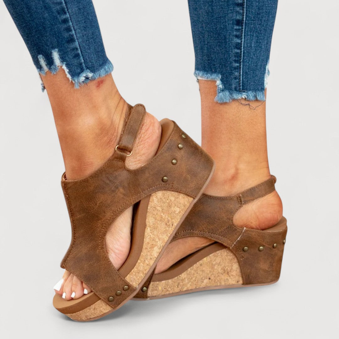 ADELINA | SANDALI CON CUNEA