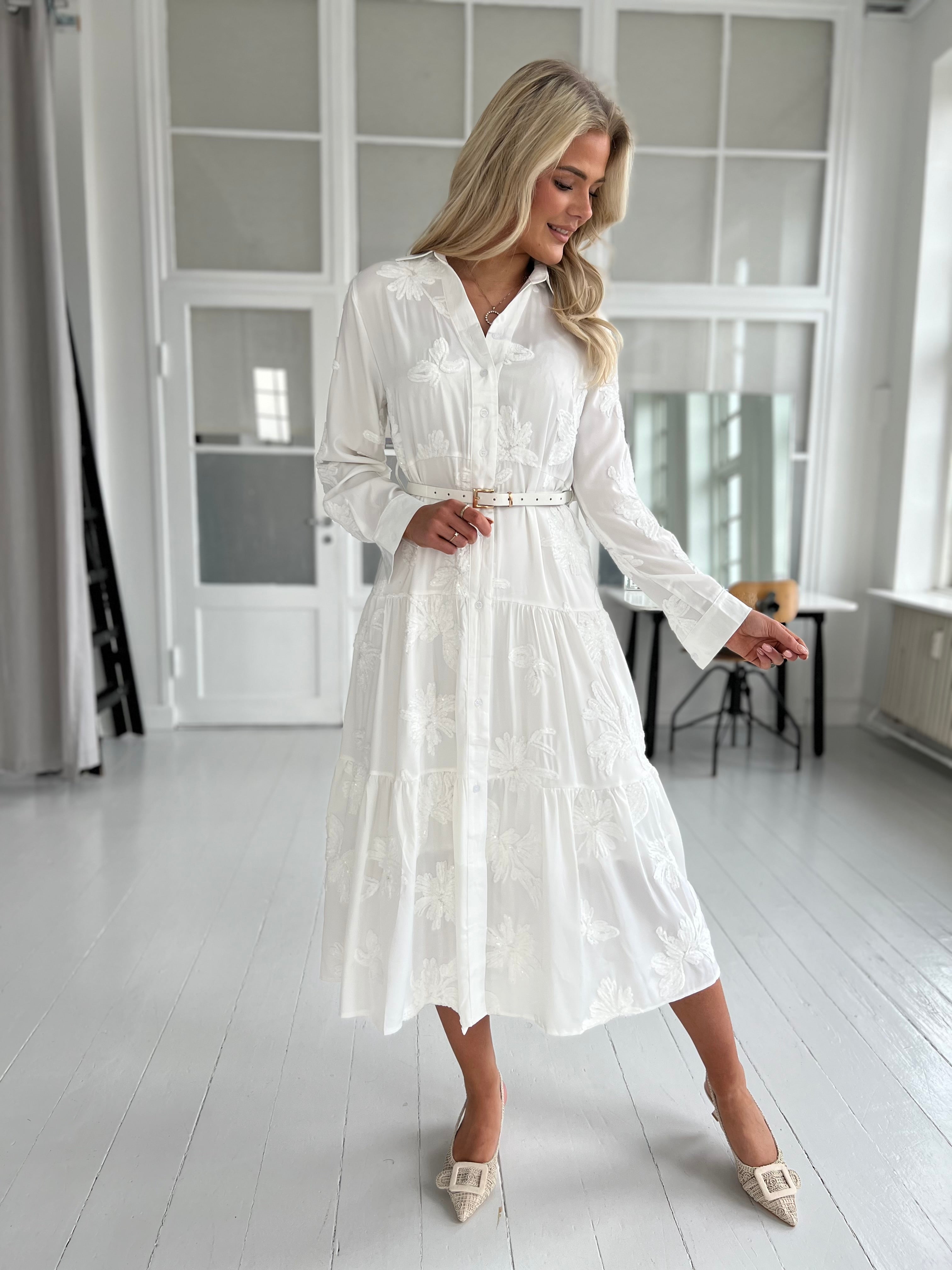 Victoria™ | Flam White Shirt Dress