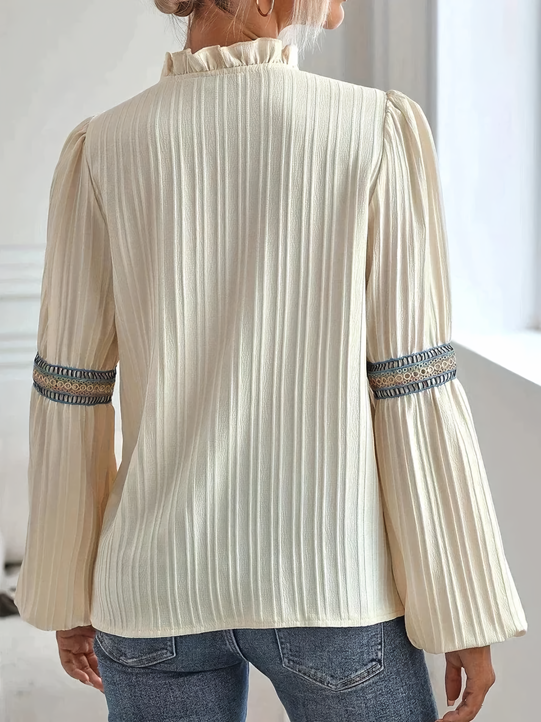 Sofia™ | Colette - Magnifica blusa con scollo a V