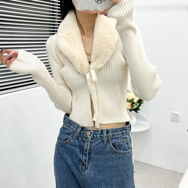 Sofia™ | Cardigan con Bordo in Pelliccia Bellina