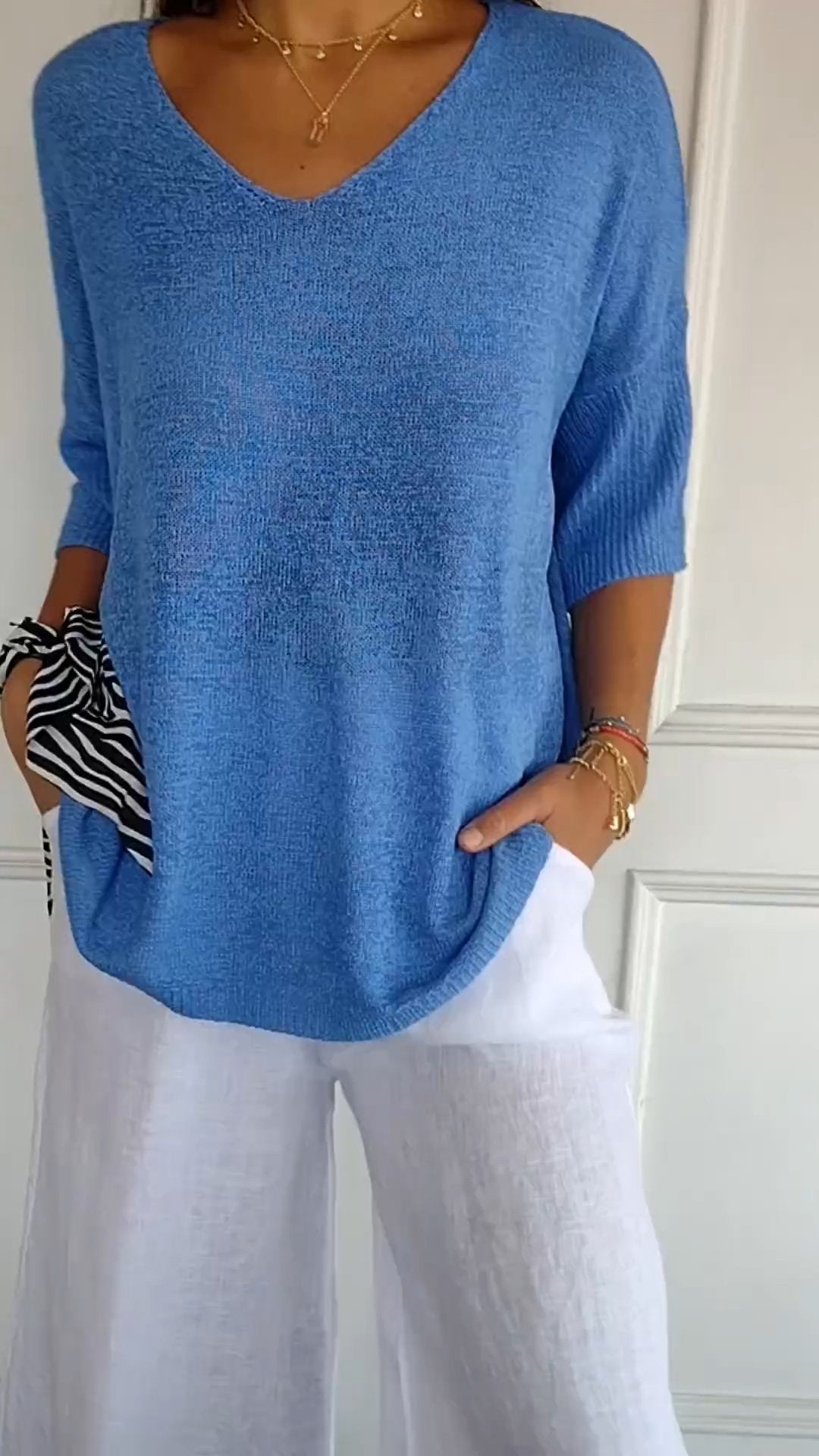 Anna - Oversized Shirt with V-Neck