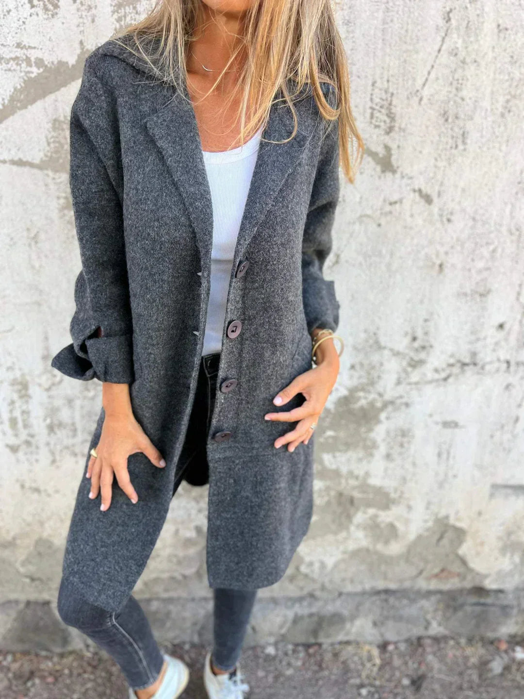 Victoria™ | Stylish Wool Coat with Elegant Buttons