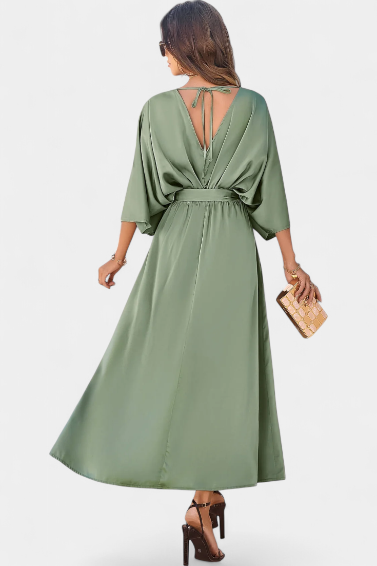 Milly Vestito Elegante con Apertura e Fiocco